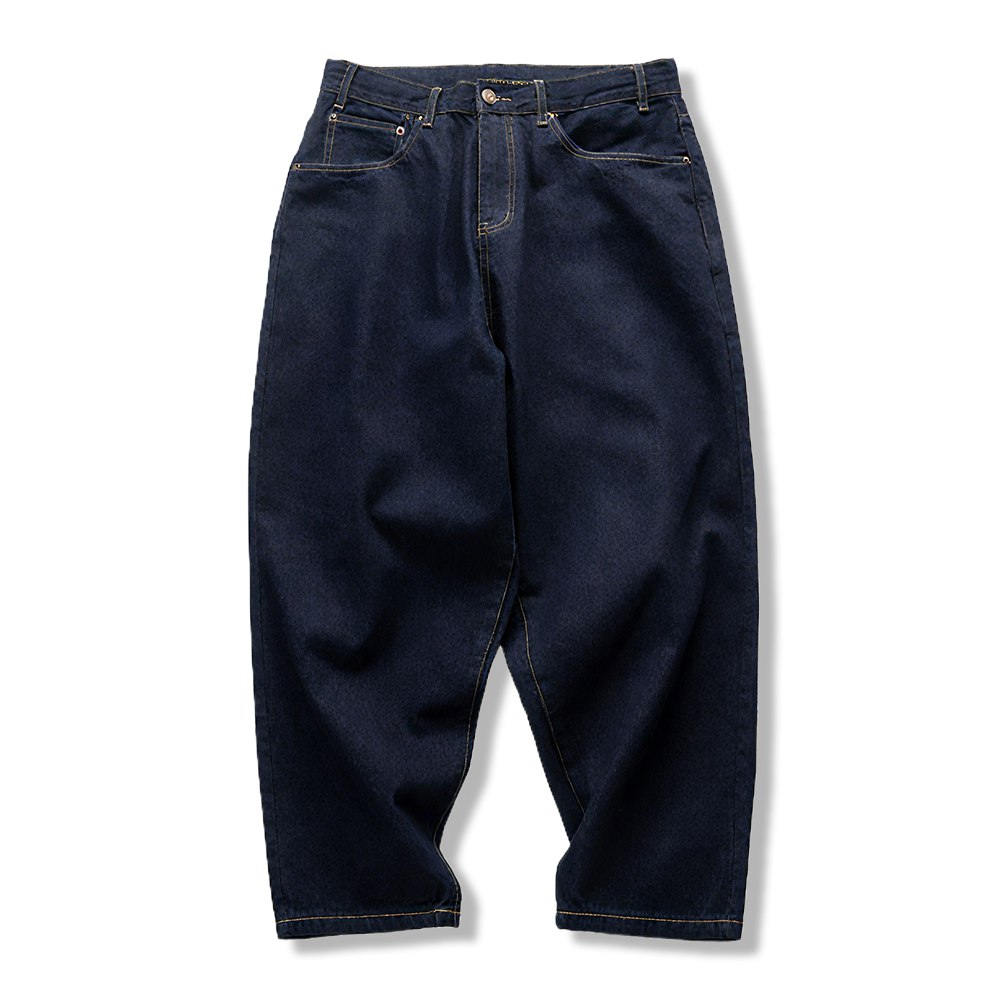 色落ちしにくいスラッシュカットジーンズ