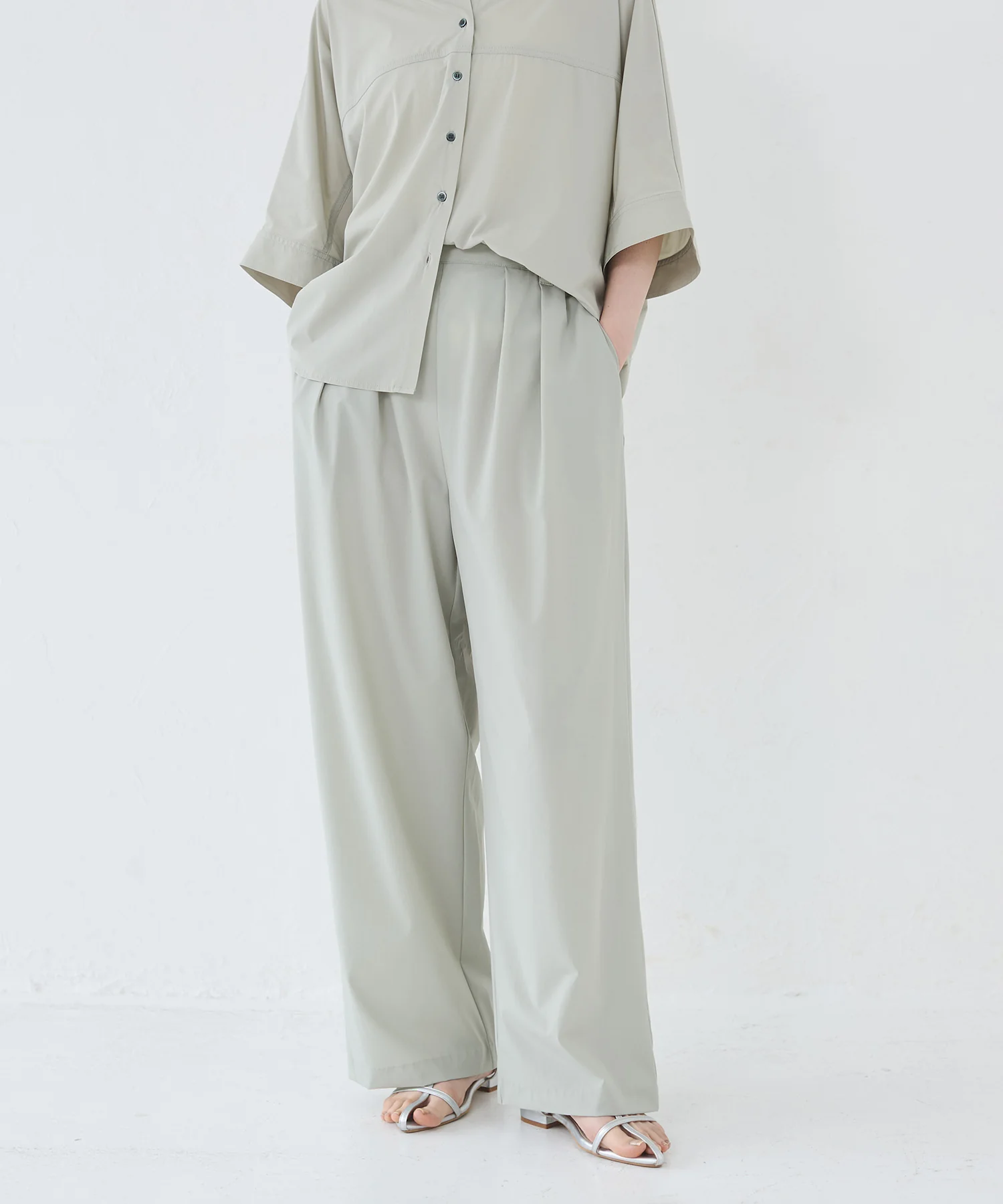 【接触冷感】ワイドストレートパンツ