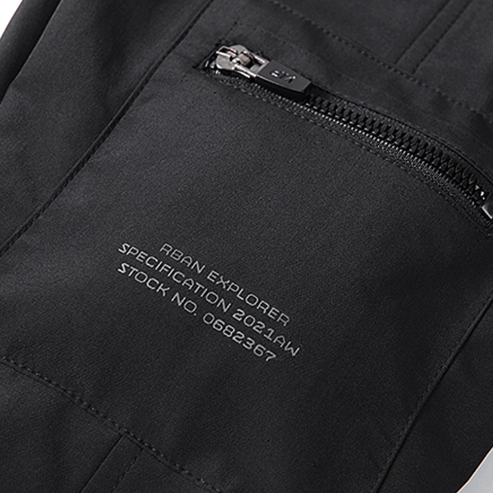 裏起毛　機能性　裾絞りカーゴパンツ（ファスナーポケット付き）