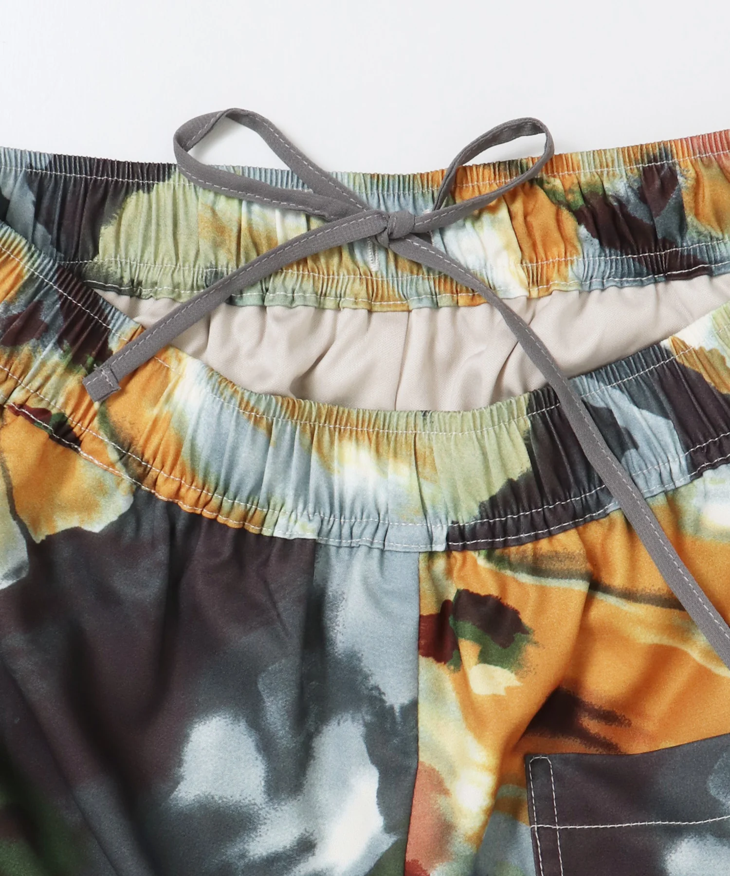 ジョーゼット柄 ストレートパンツ