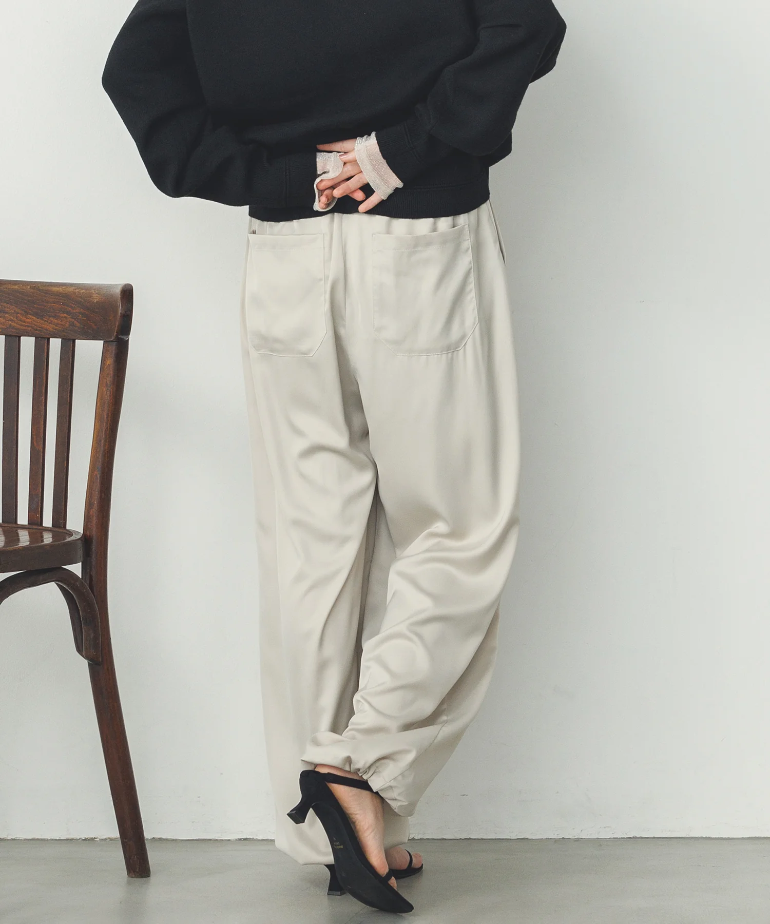 【WEB限定/別注】サテンパラシュートパンツ