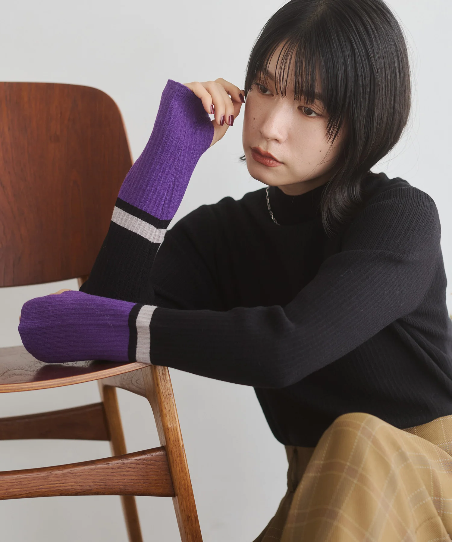 【静電気防止】やわもちヤーン 袖配色 ハイネックリブニット