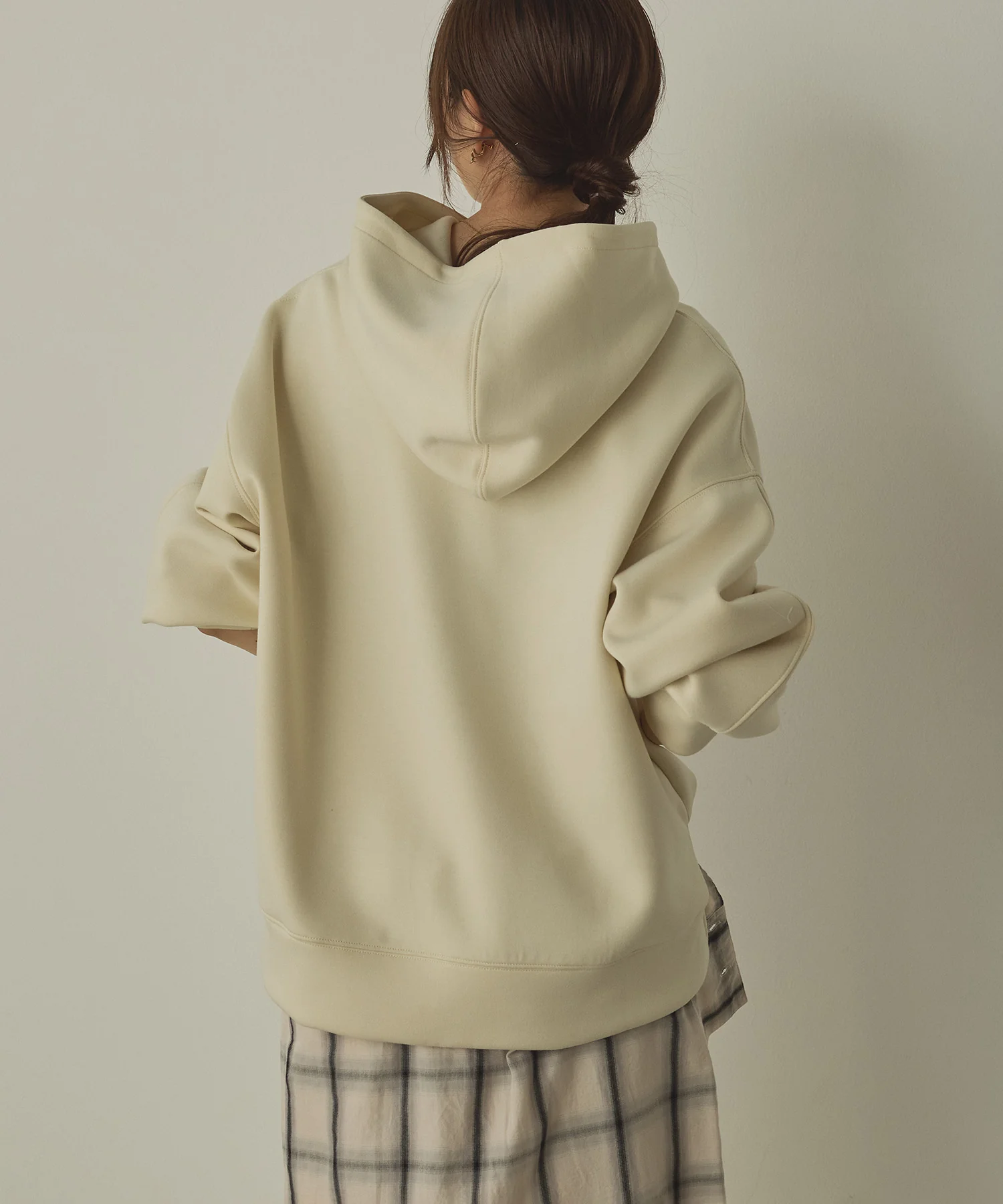 コクーンスリーブ ダンボールパーカー