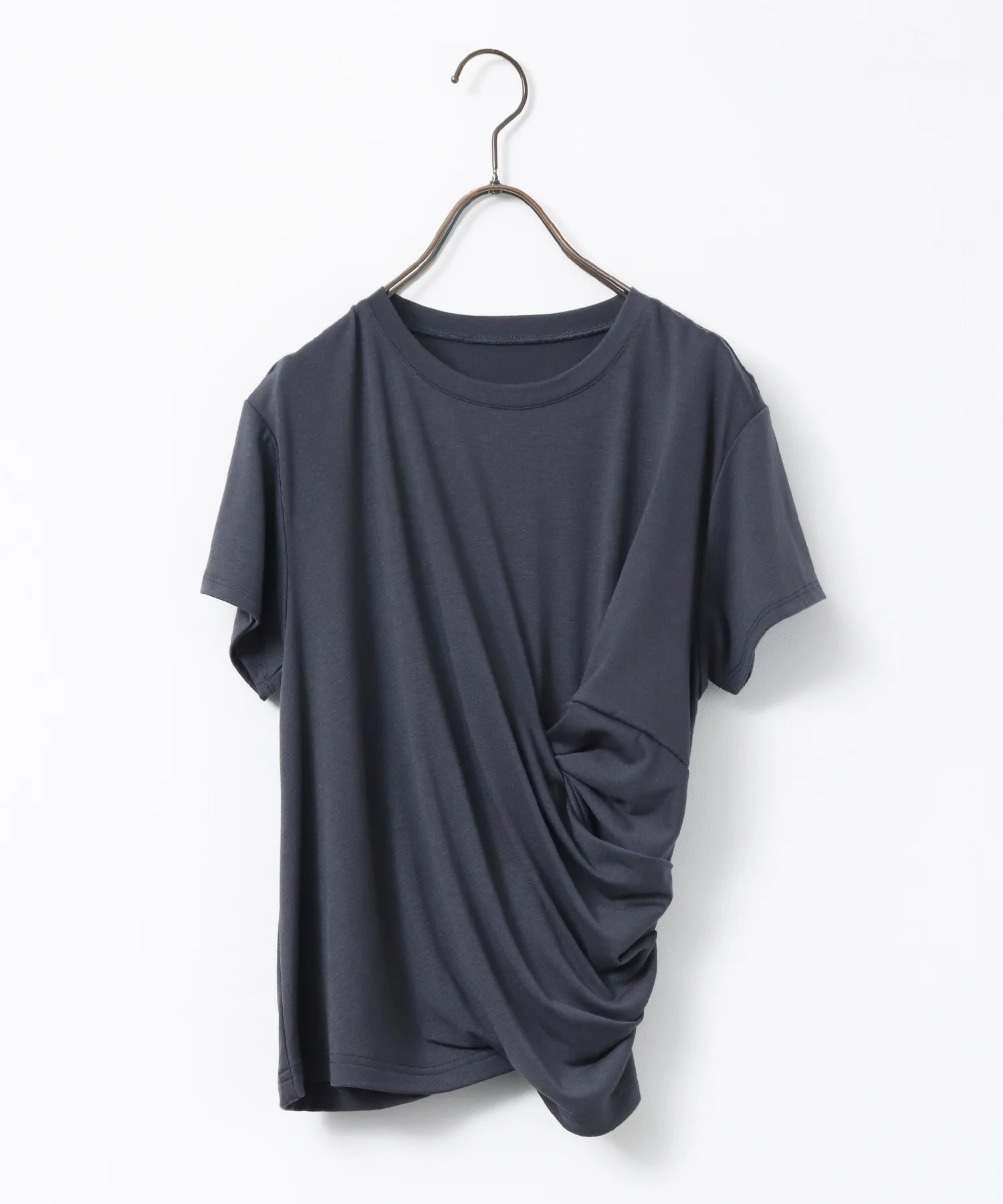 ドレープ デザイントップス