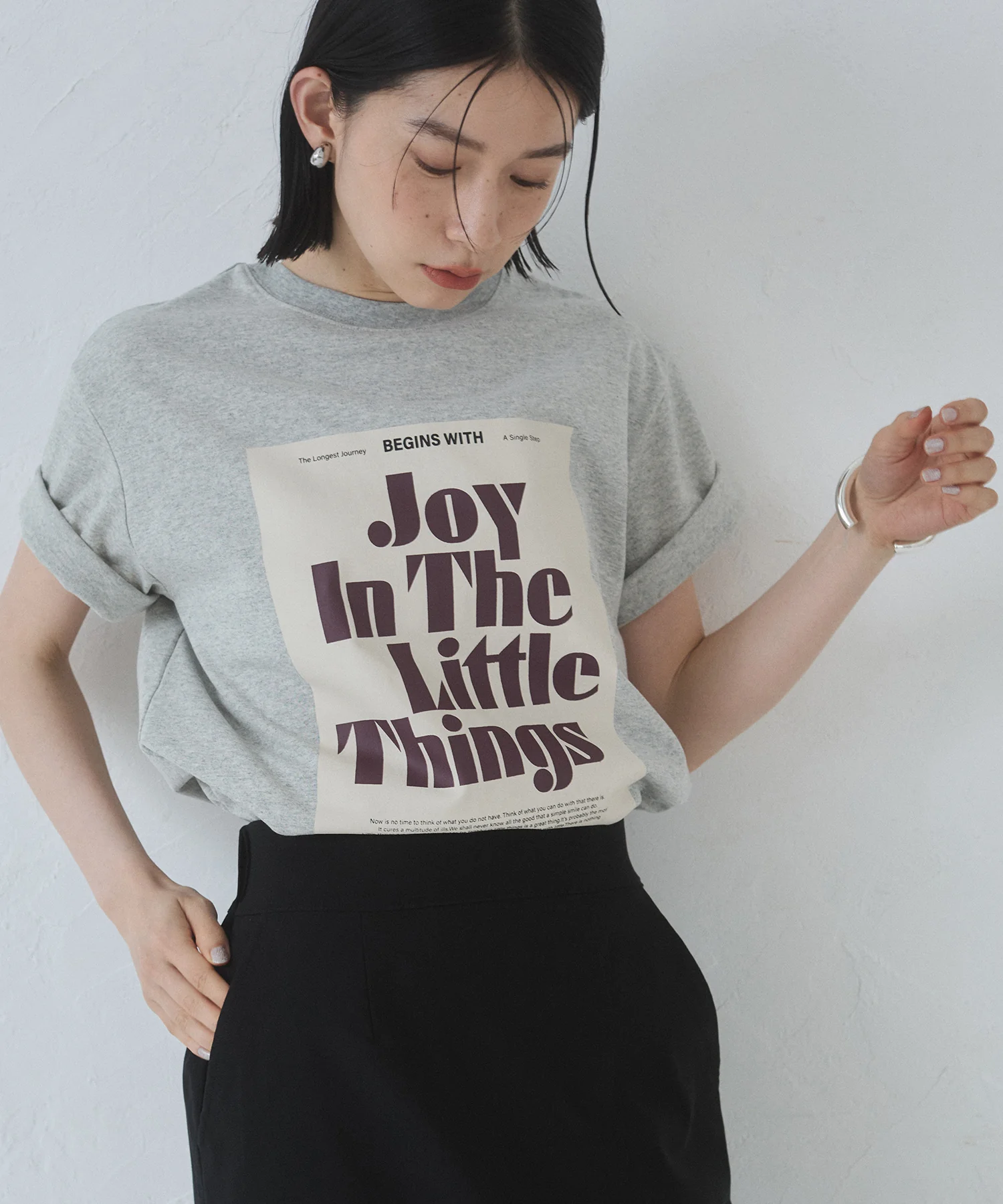 半袖 ロゴプリントTシャツ