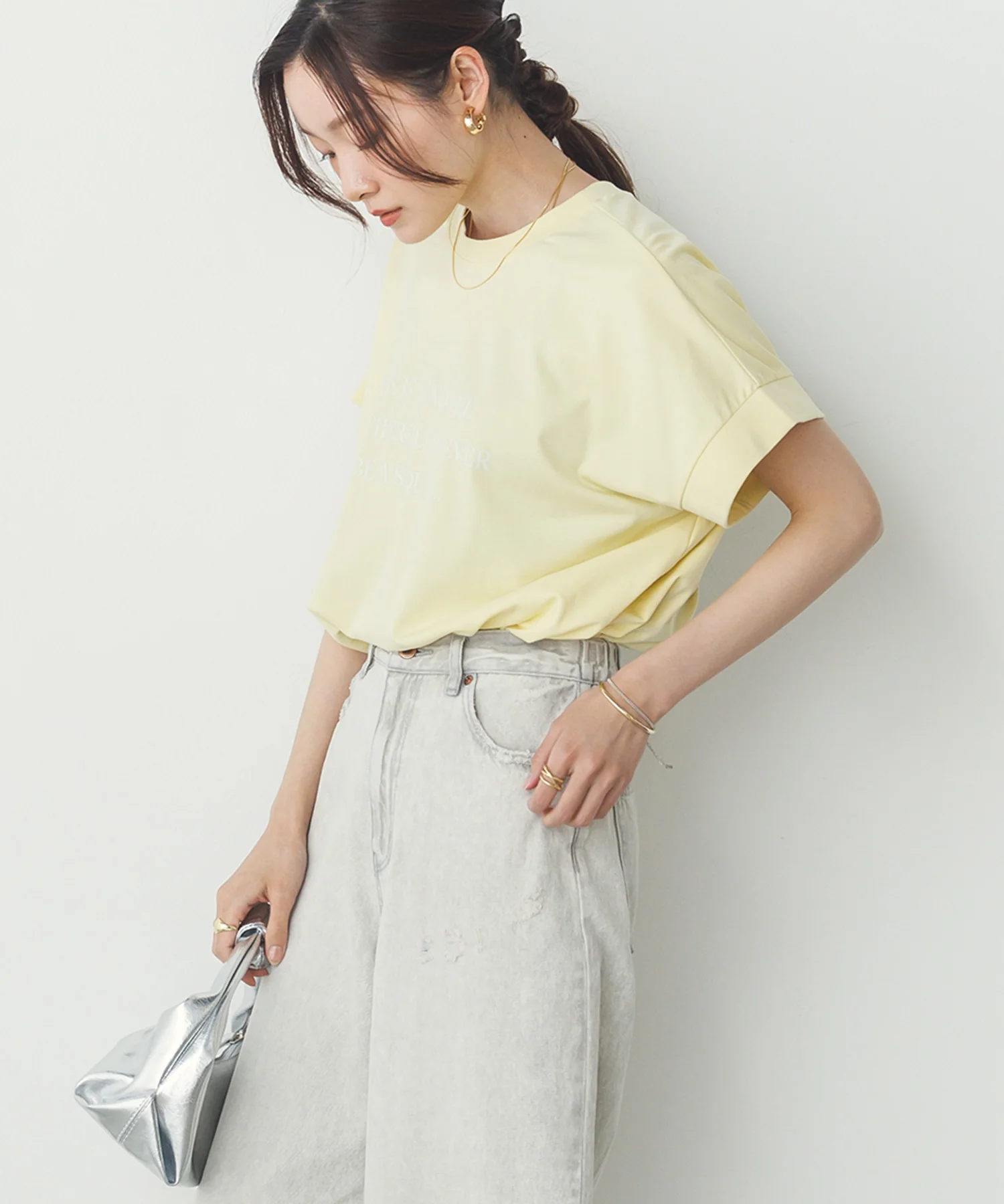 紫外線変化 ロゴTシャツ