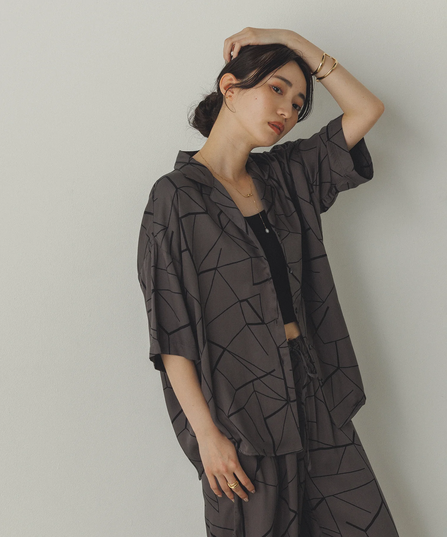 ビスコースサテン プリント開襟シャツ