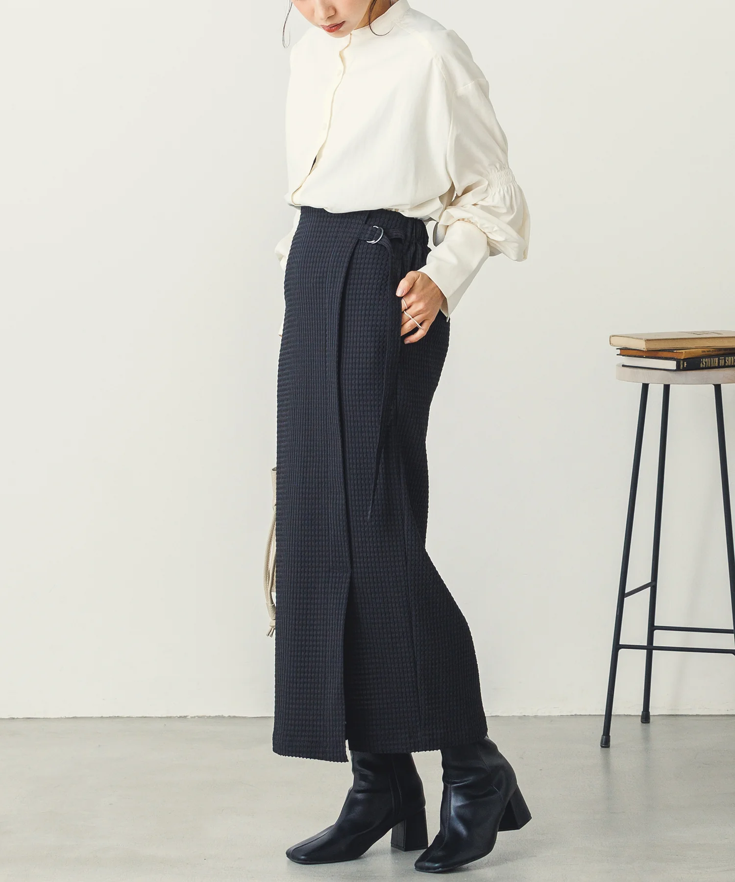 ラップ風ナロースカート