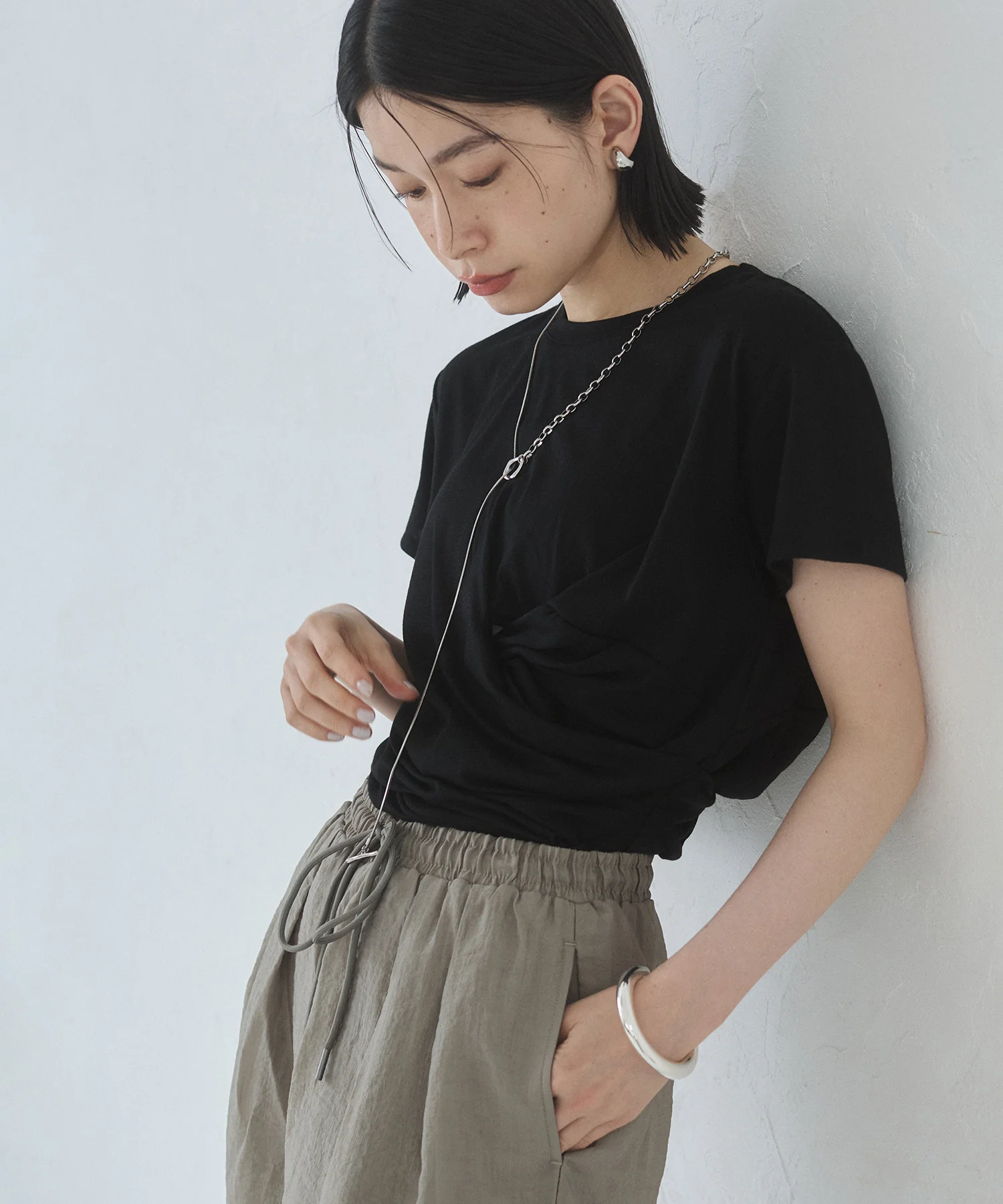 ドレープ デザイントップス