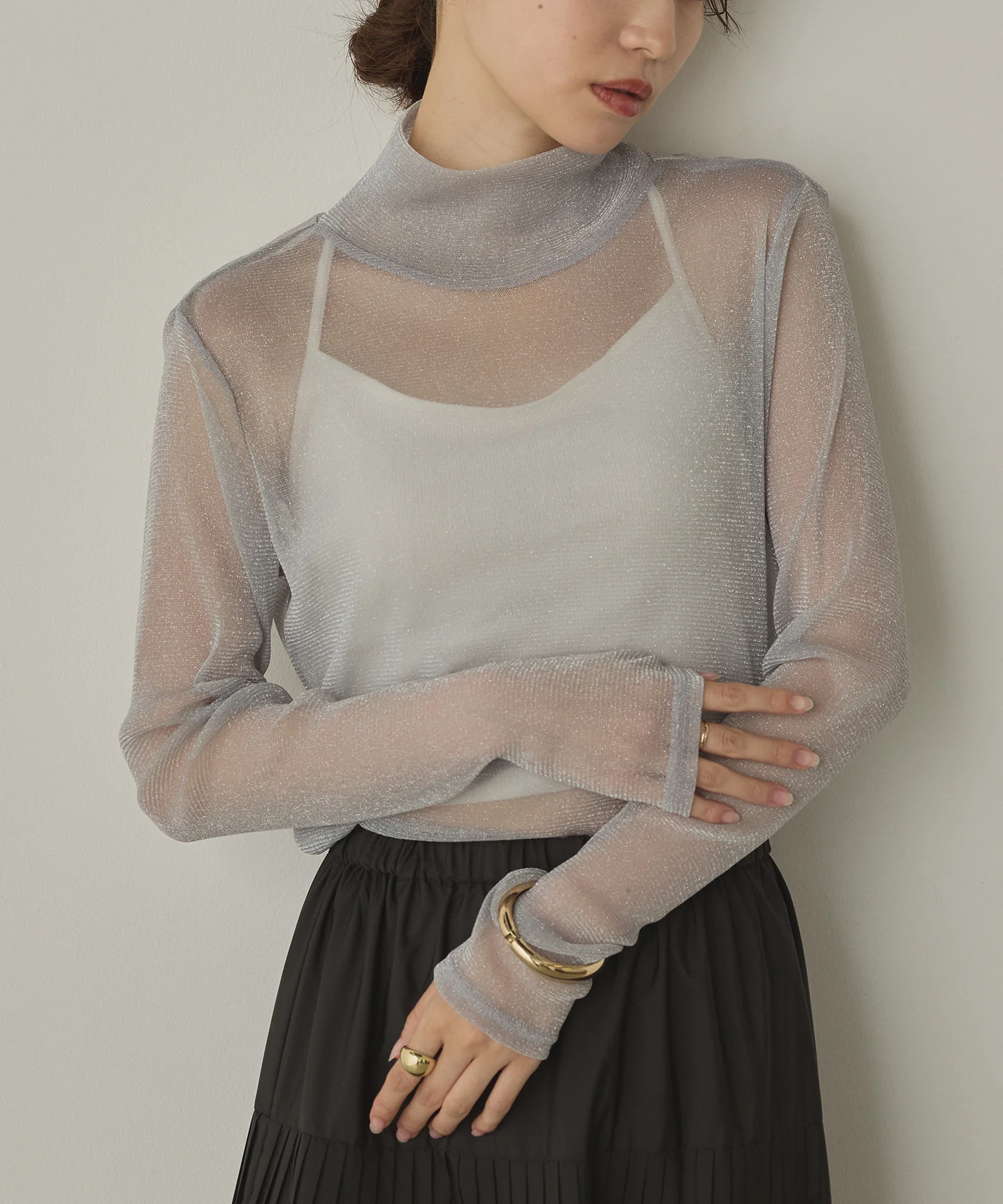 【新色追加】ラメシアー ハイネックトップス