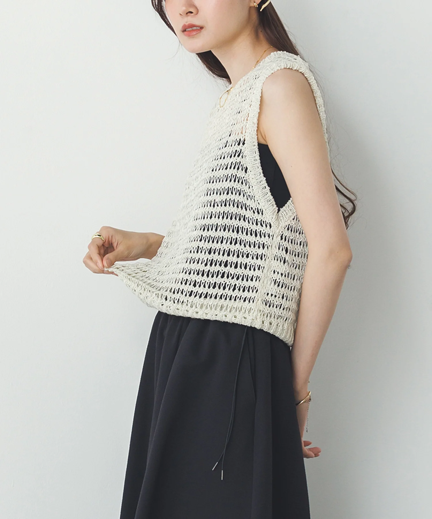 透かし編み ゆるニットタンクトップ