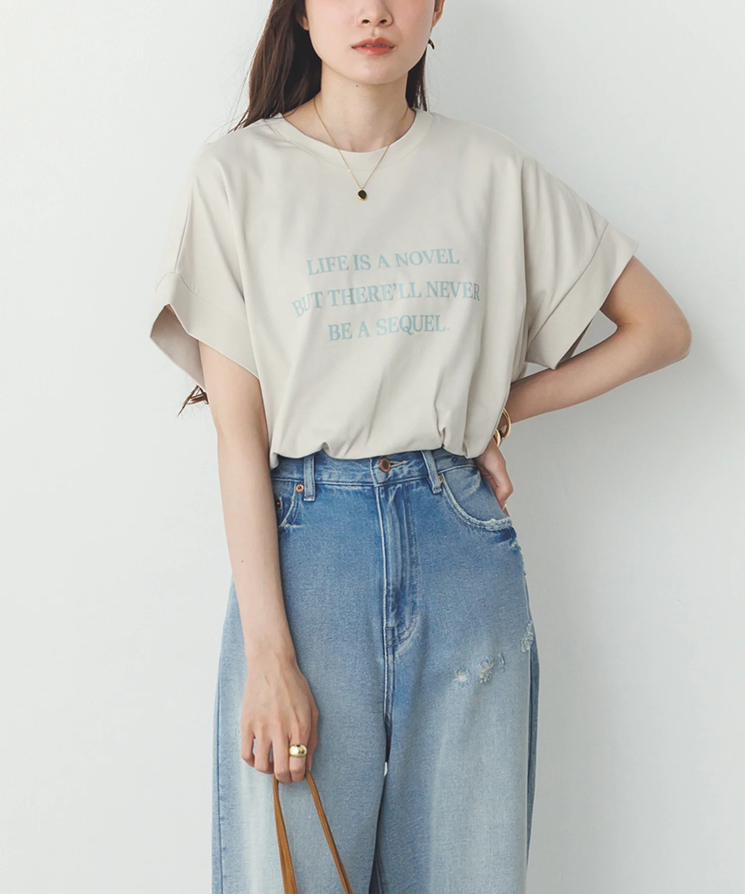 紫外線変化 ロゴTシャツ