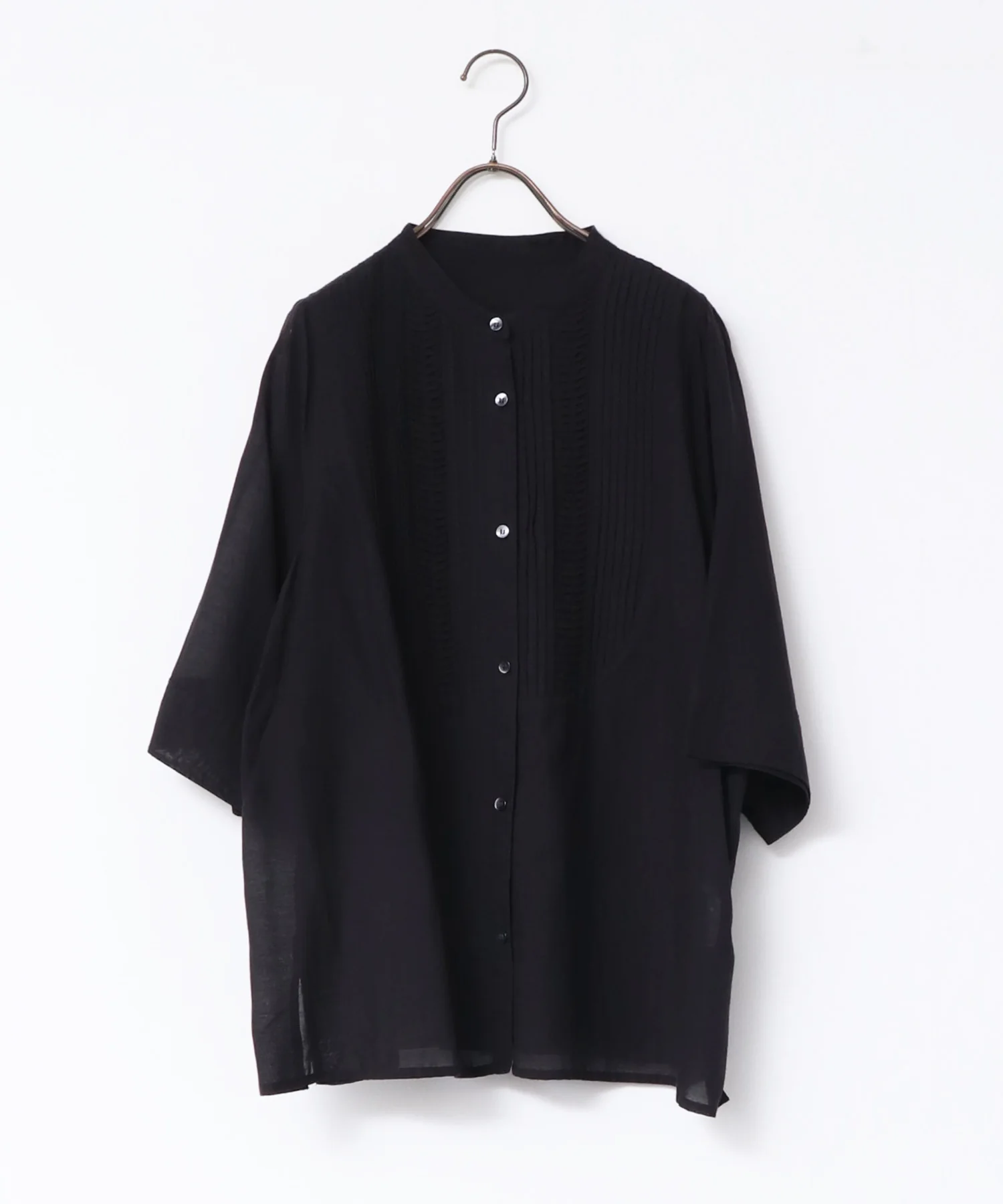 ピンタックシャツ