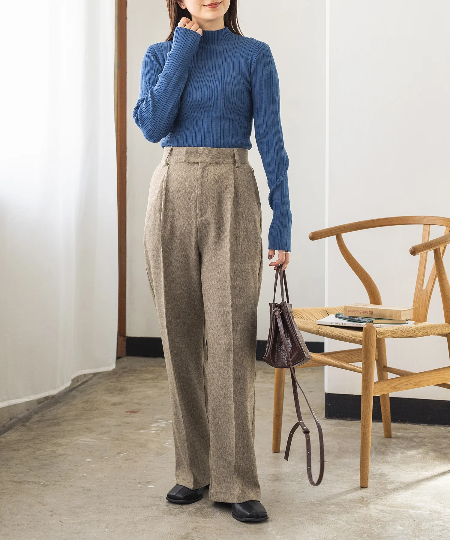 ウールライクストレートパンツ