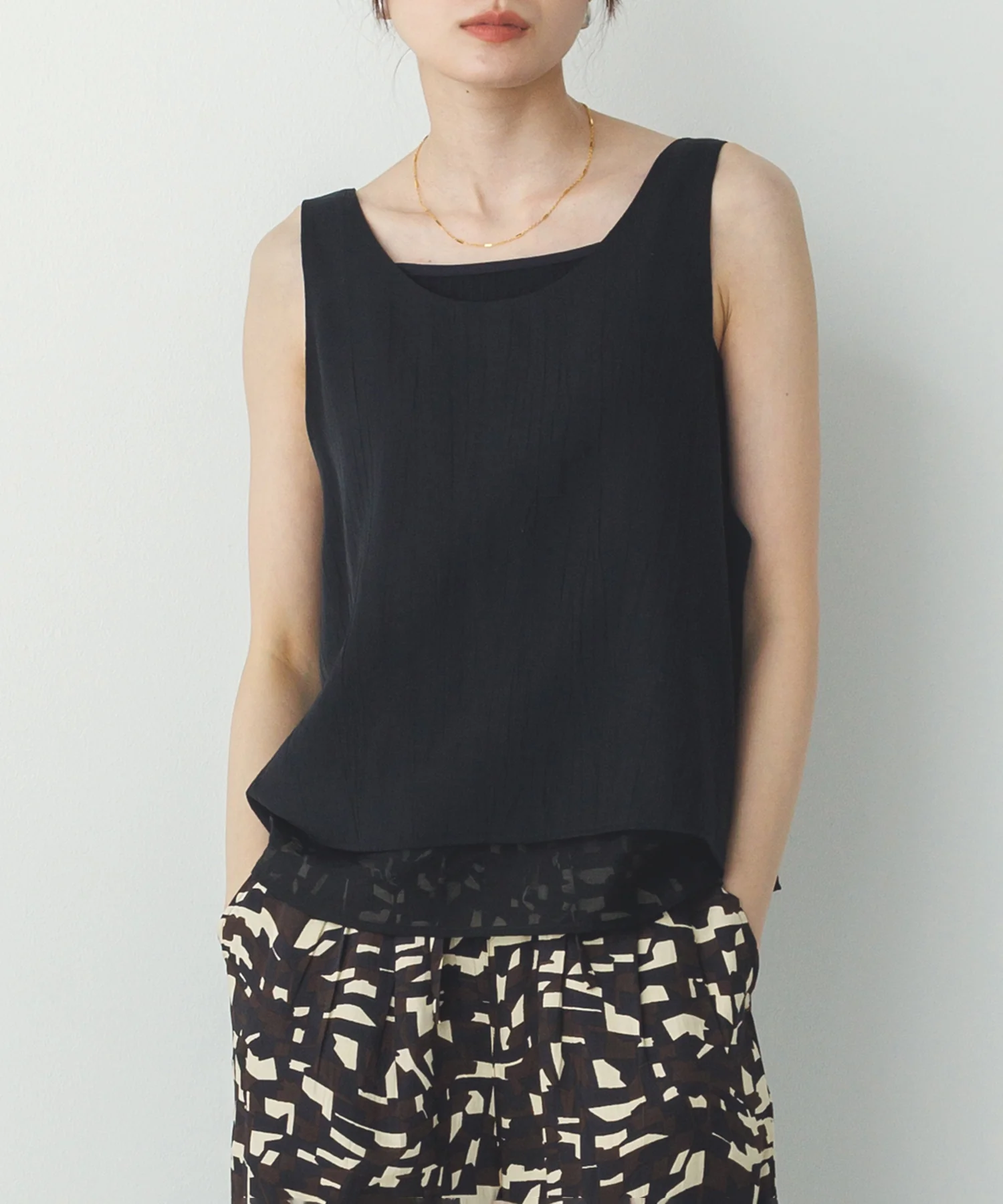 ワッシャーサテン ゆるタンクトップ