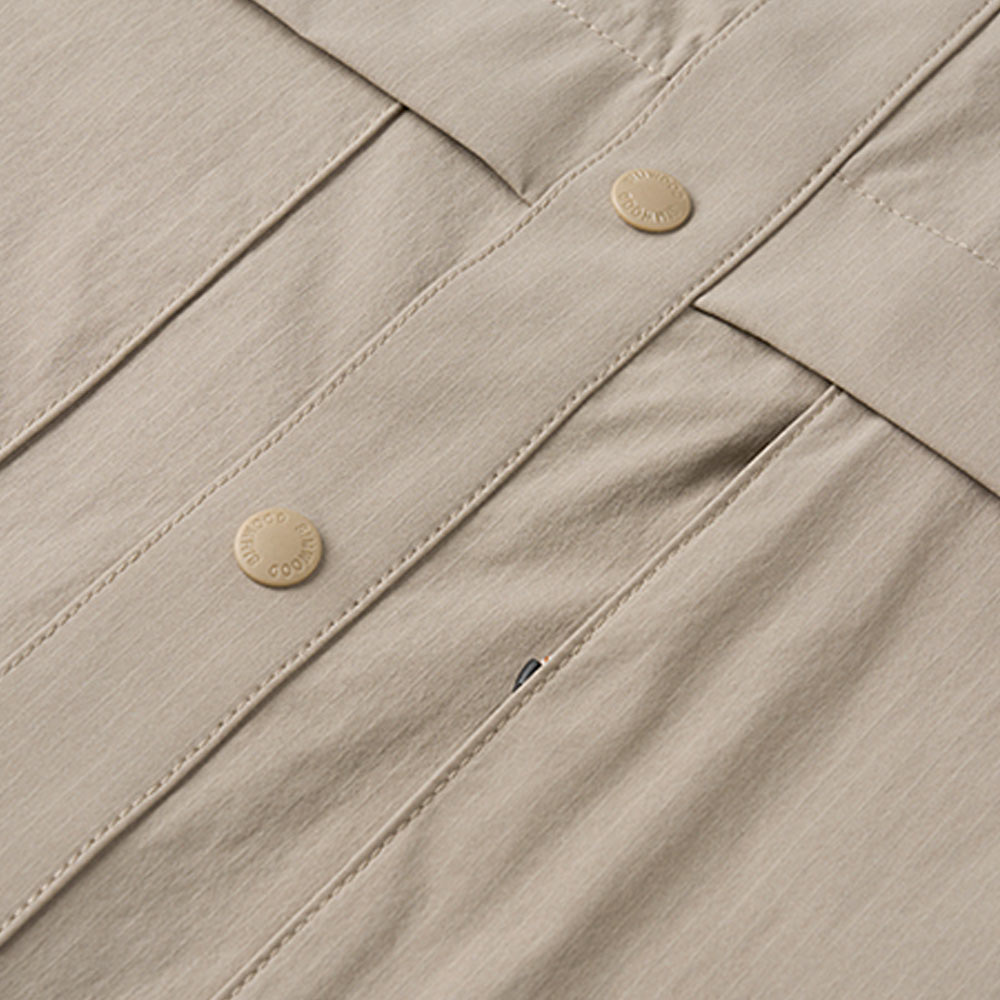 吸湿、速乾、UVカット　アウトドア向けストレッチ無地長袖シャツ