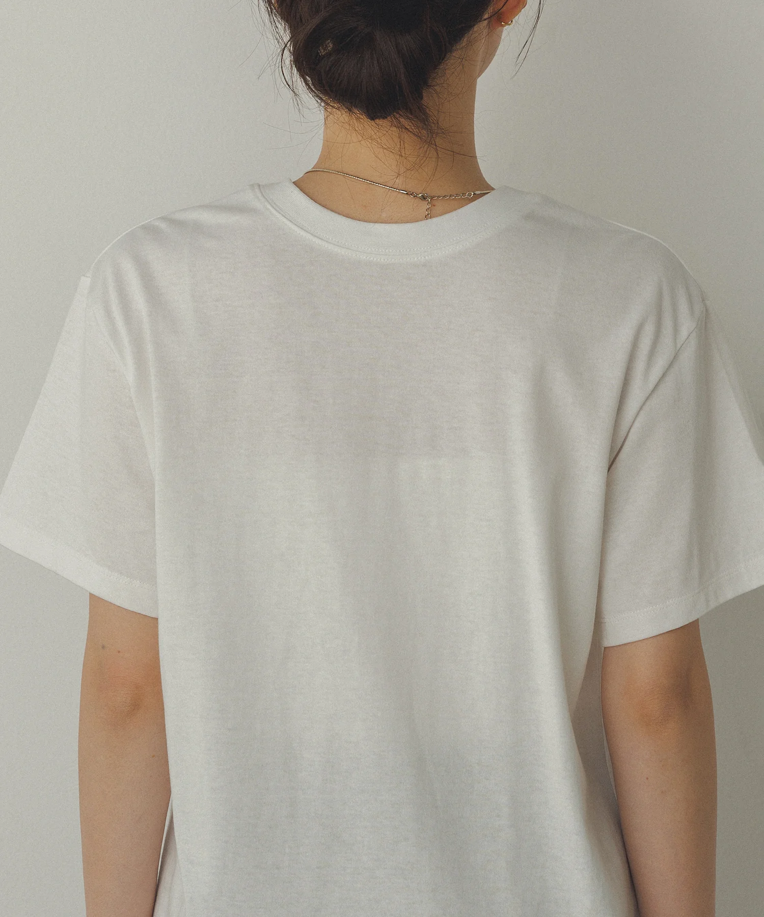 半袖 ロゴプリントTシャツ