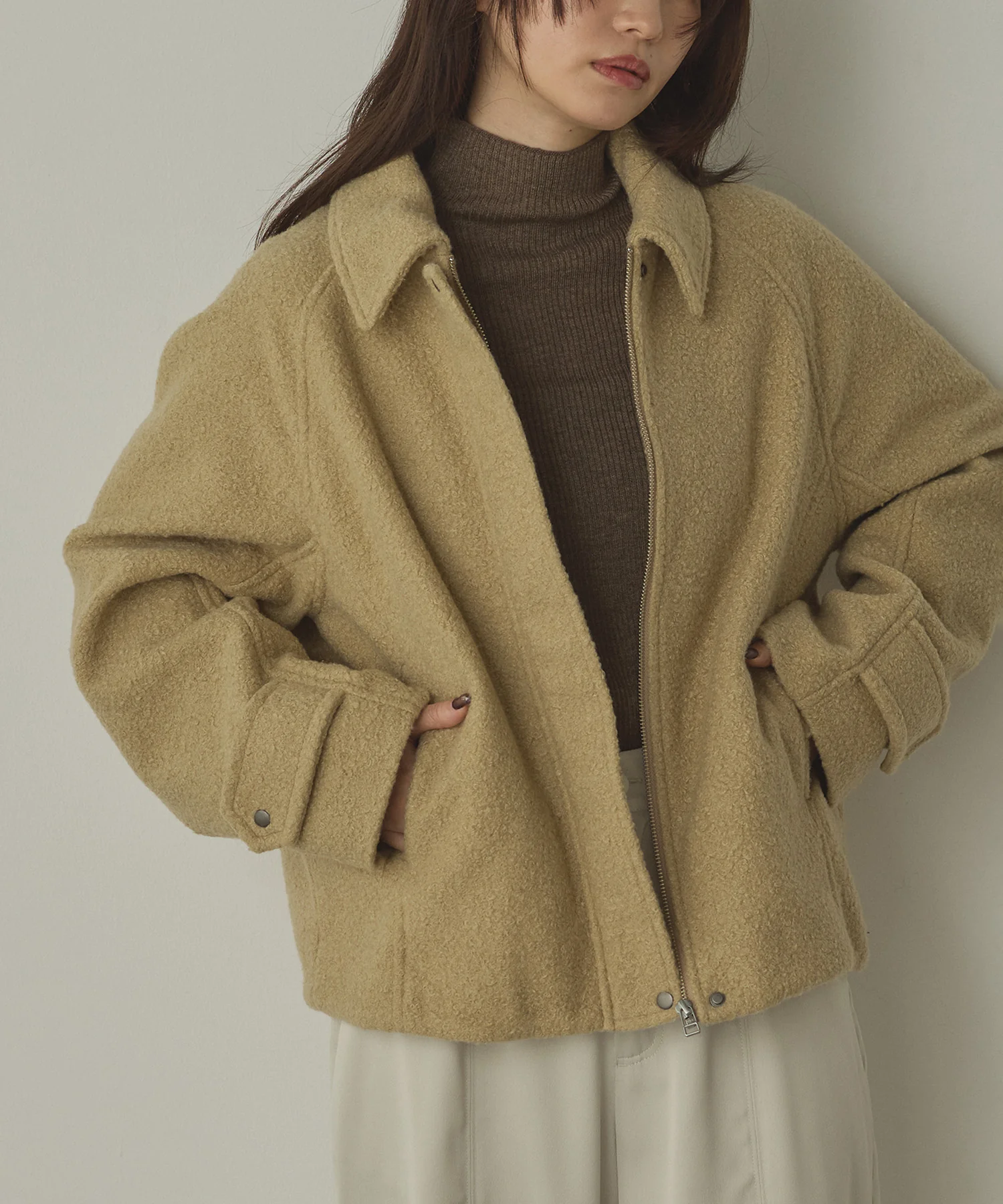 くるくるブークレ ショートブルゾン