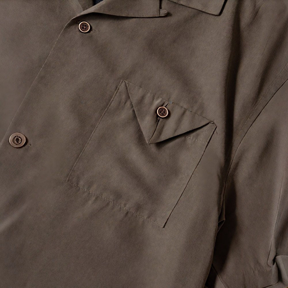 「ジャングルの掟」ブラックパンサー刺繍　ピーチスキン キューバカラーシャツ