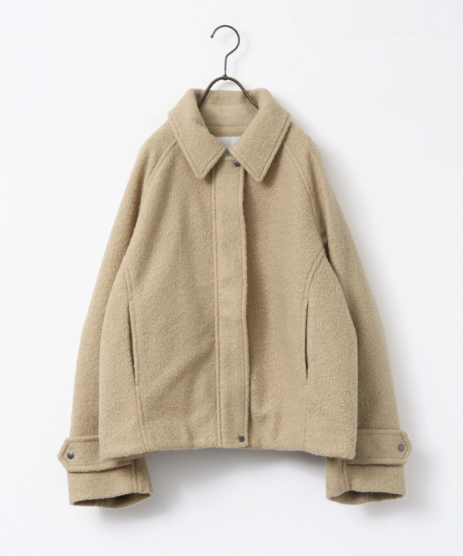 くるくるブークレ ショートブルゾン