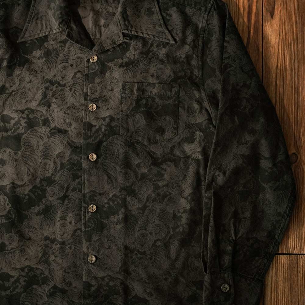 「虎の守護」総柄ジャカード折り襟長袖シャツ