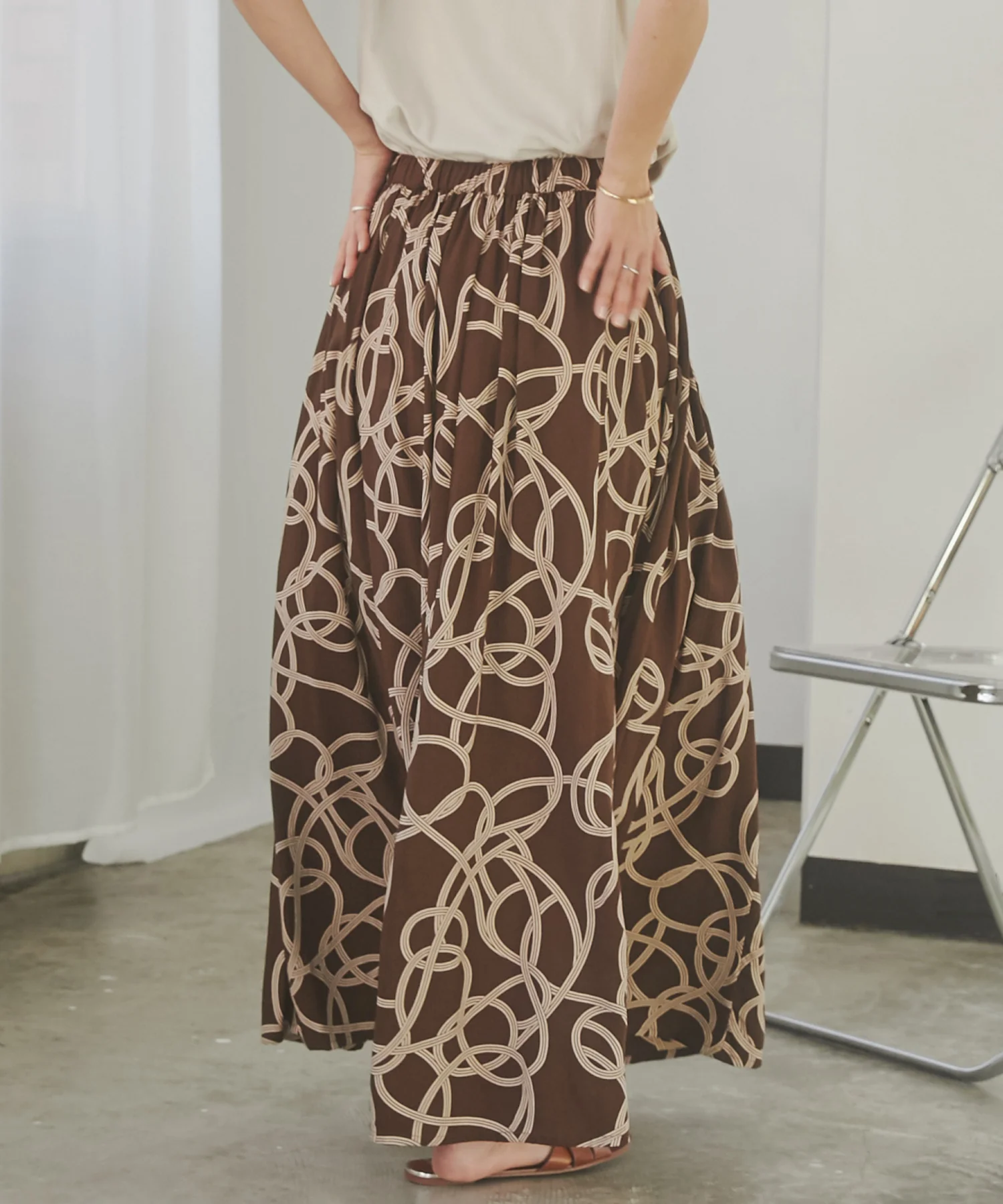 ジオメ柄プリントフレアスカート