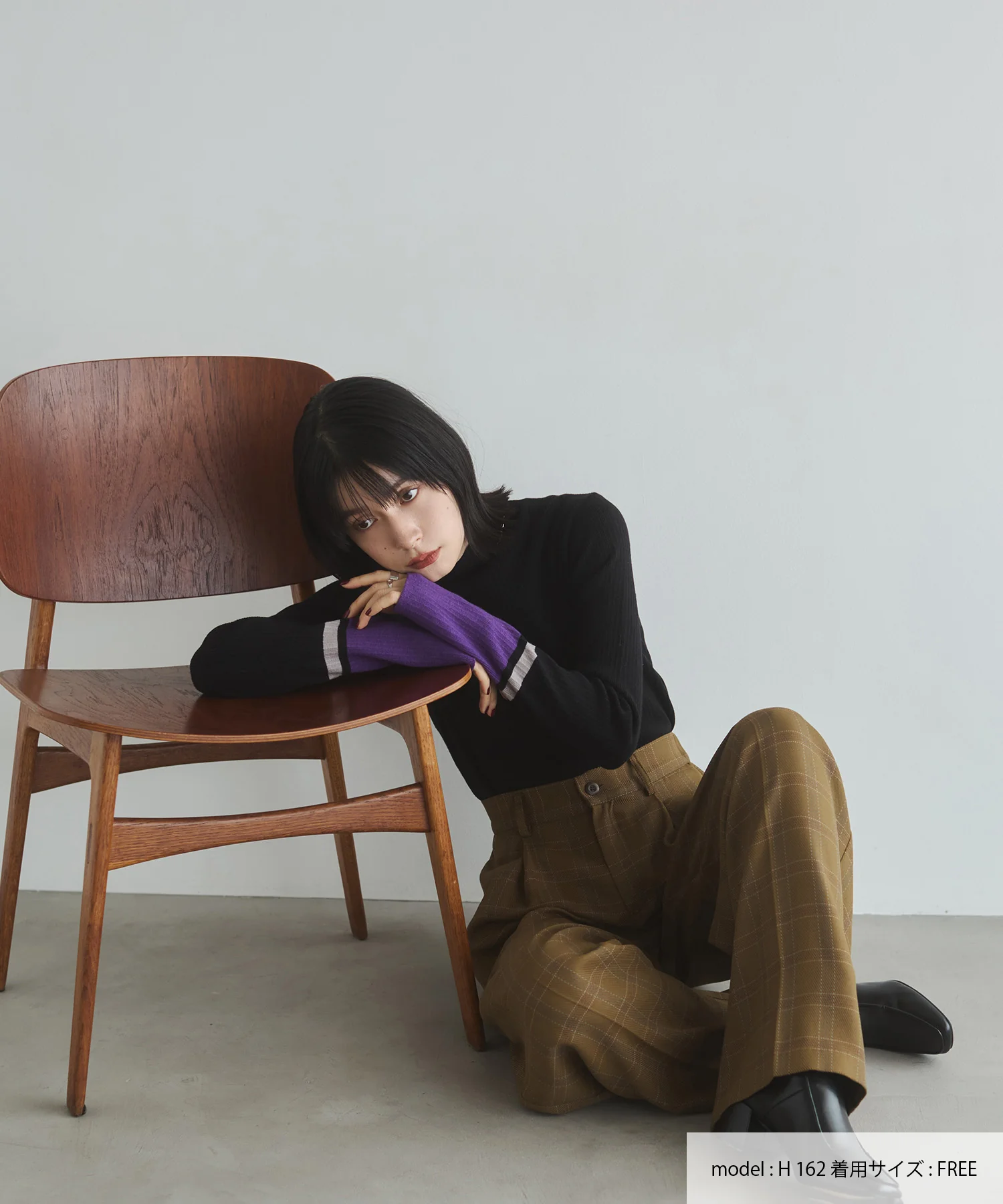 【静電気防止】やわもちヤーン 袖配色 ハイネックリブニット