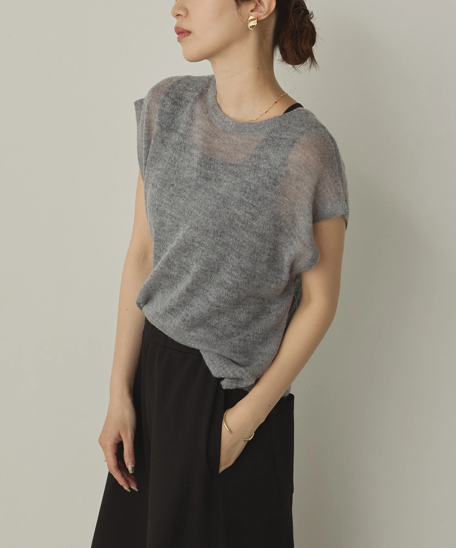 前後2WAY バックリボンシアーニット