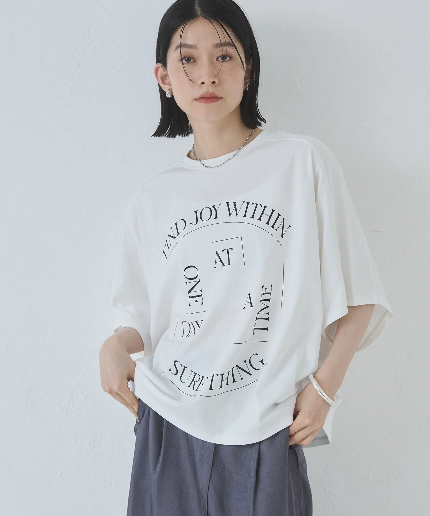 ドルマン ロゴTシャツ