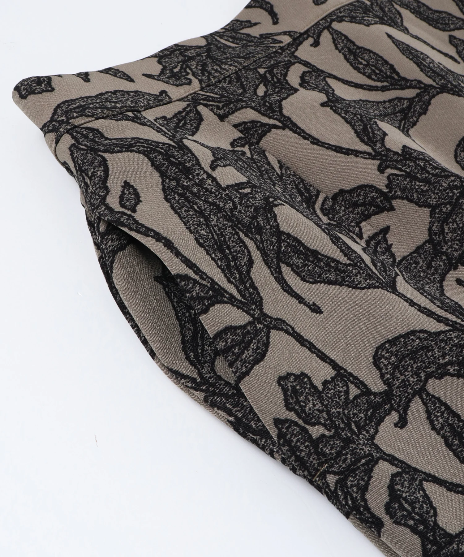 花柄プリント ナロースカート