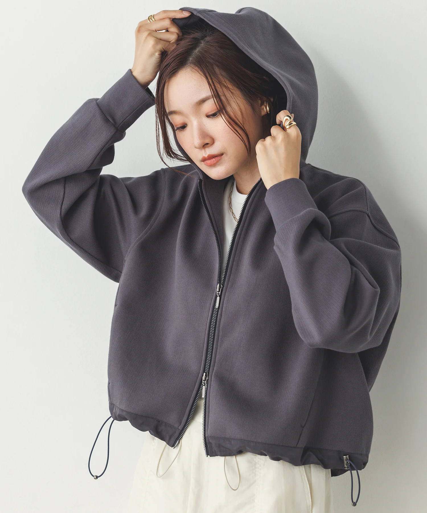 ダブルジップ ショートフーディ