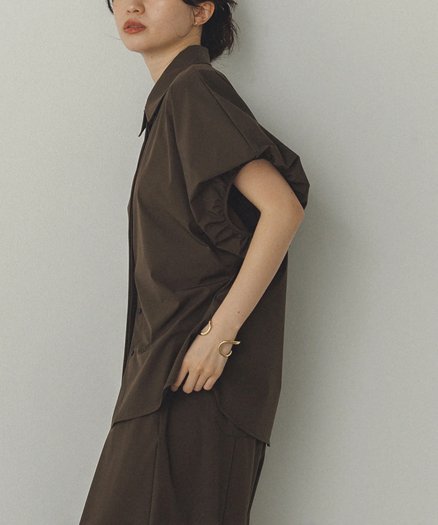 【接触冷感】 パフスリーブシャツ