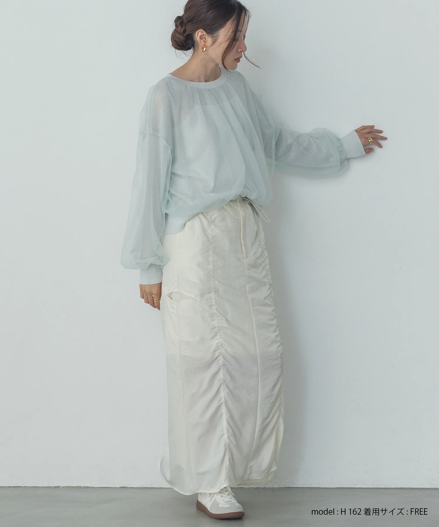 ラメニット チュールレイヤードトップス