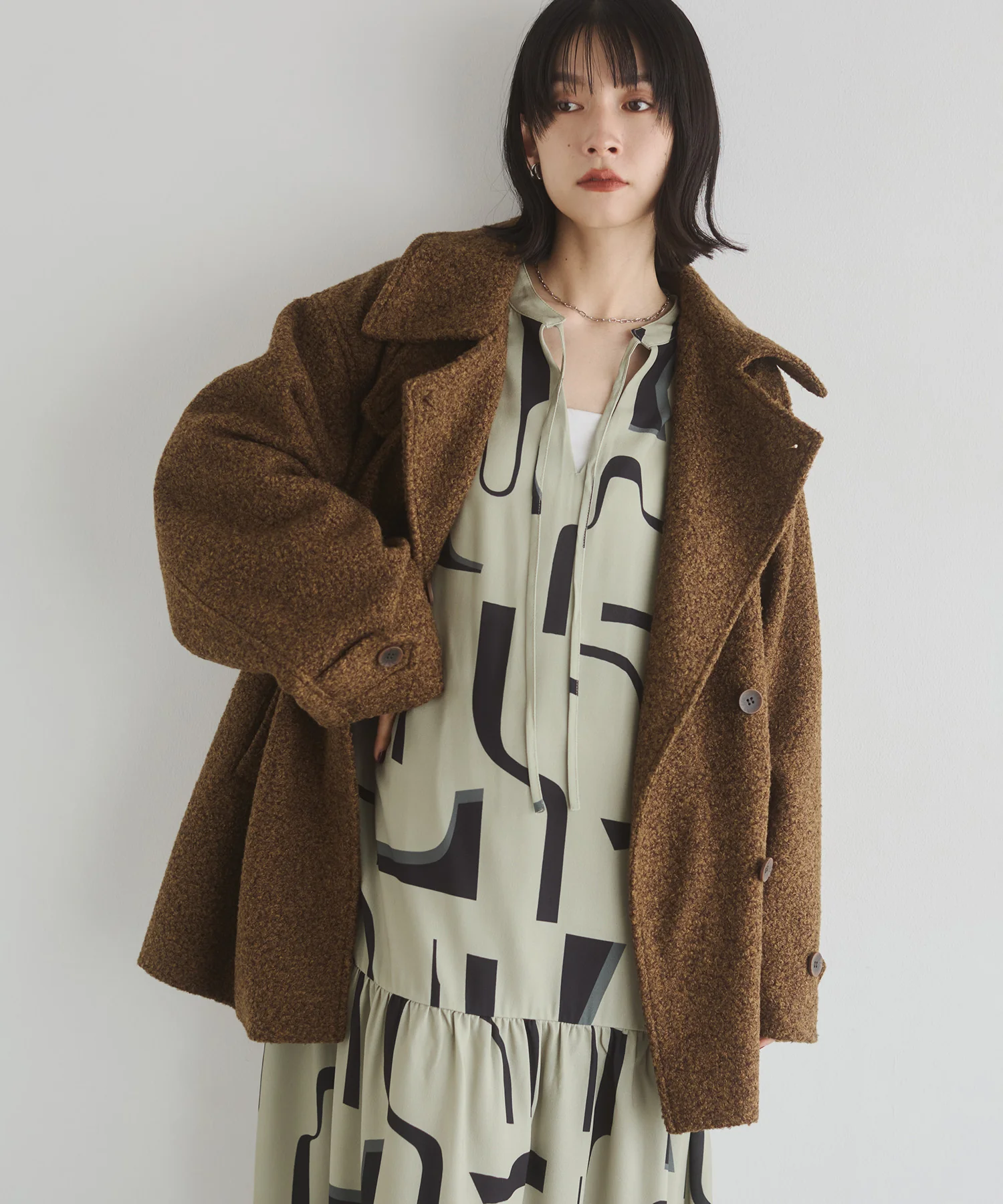 くるくるブークレ ミディアムコート