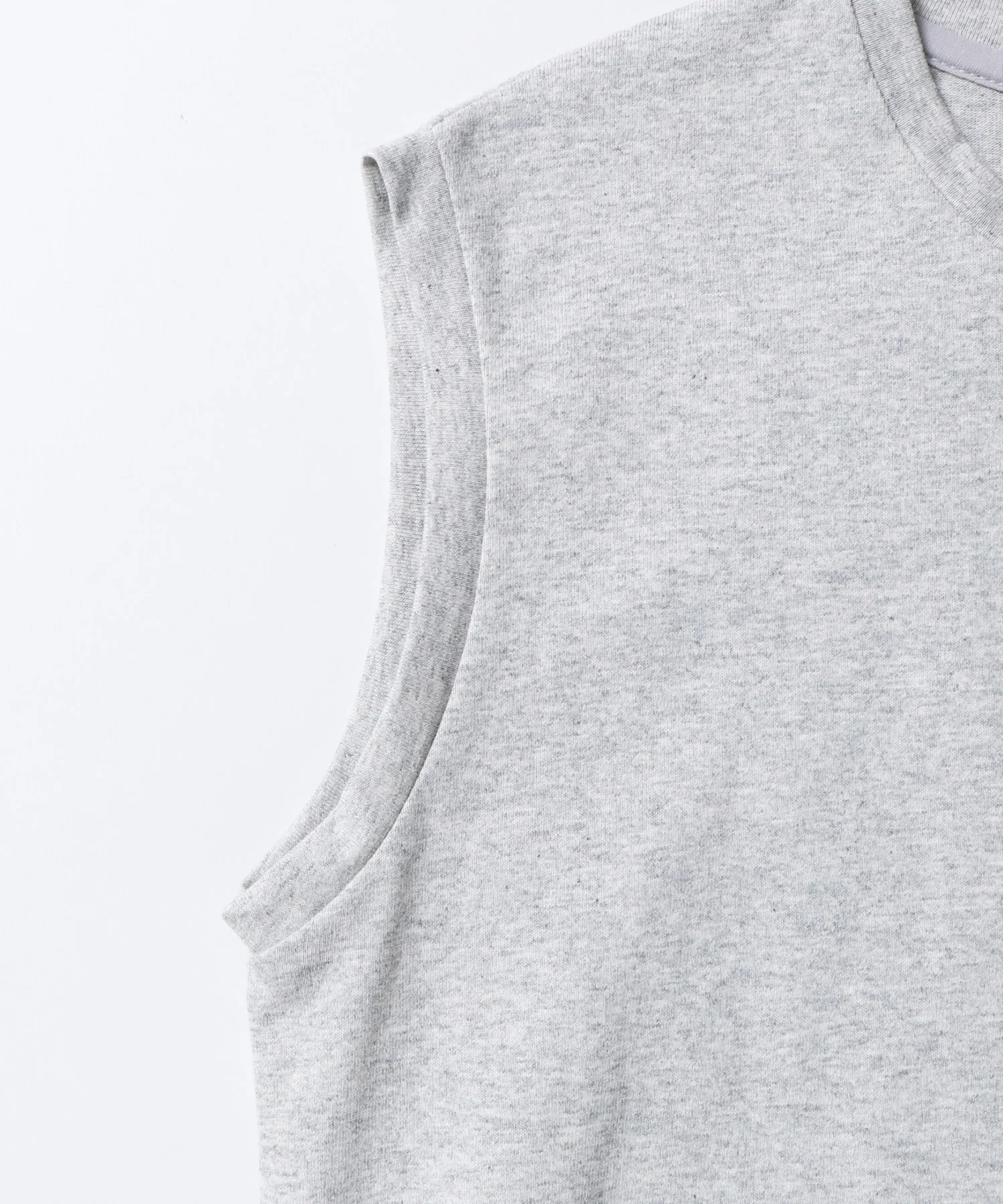 【新色追加】ベーシックノースリーブトップス