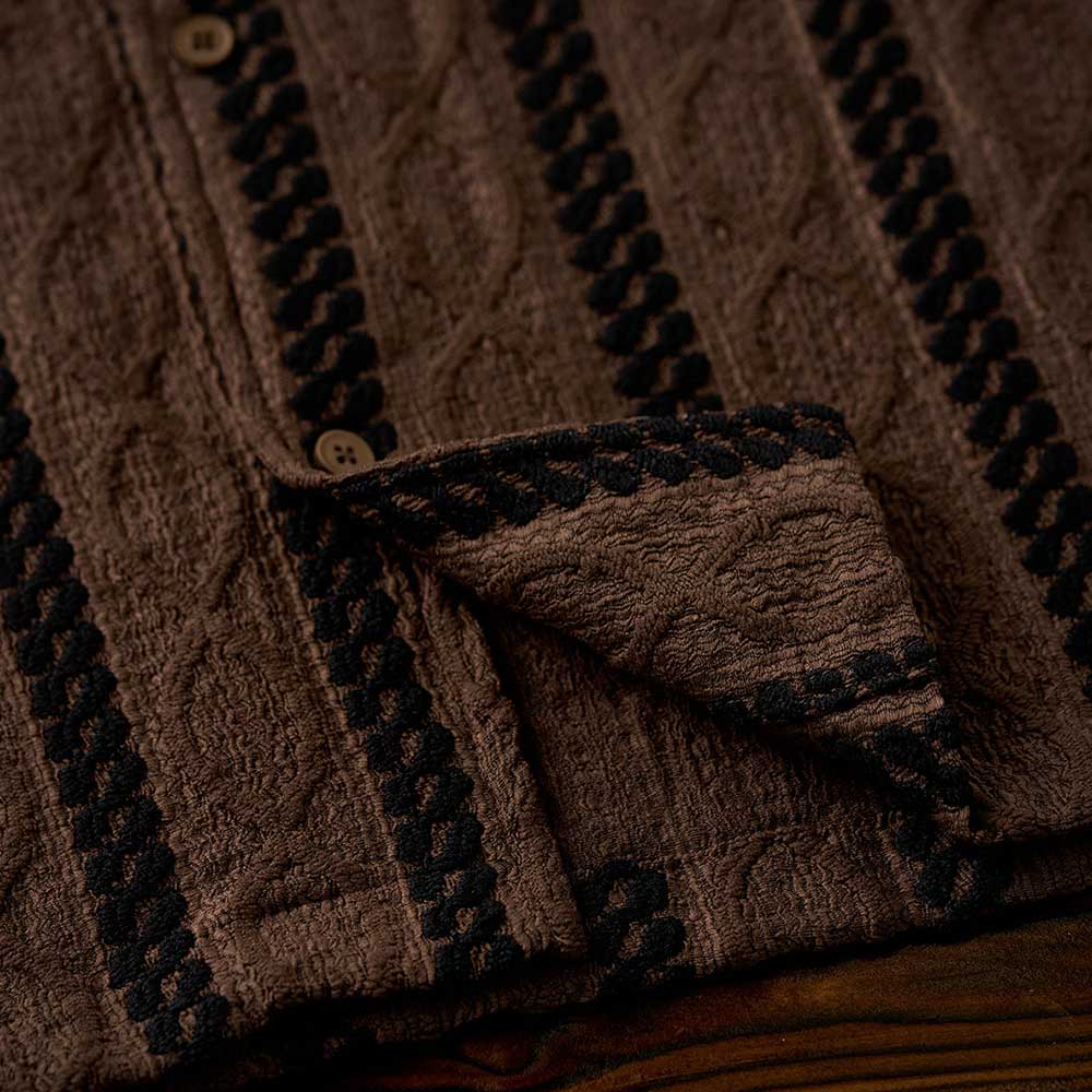 レトロエスニック調ジャカード　ストライプ長袖シャツ