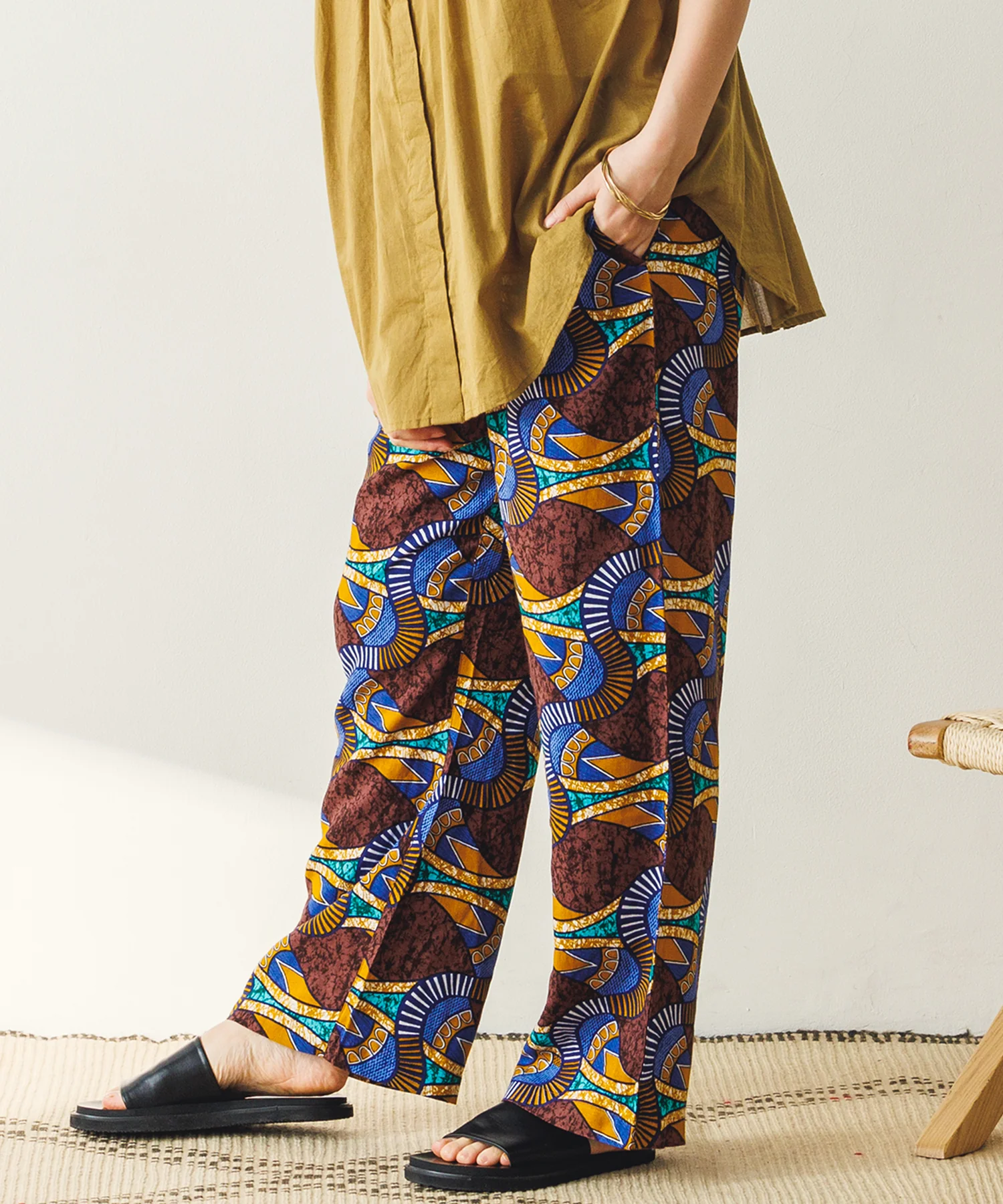 プリントストレートパンツ