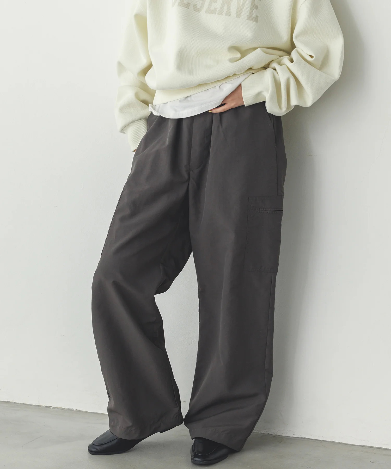 ナイロン カーゴパンツ