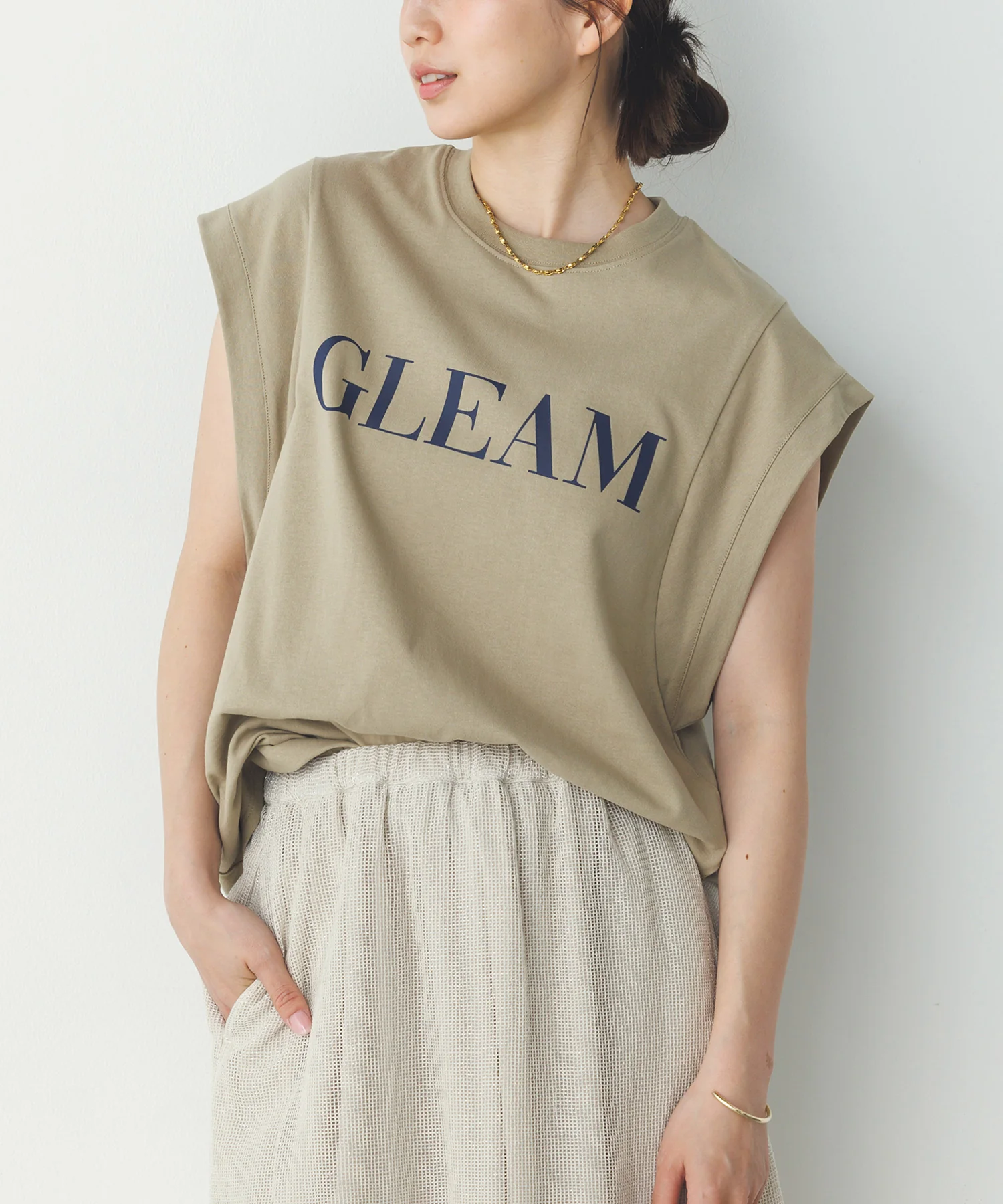 ノースリーブ プリントTシャツ