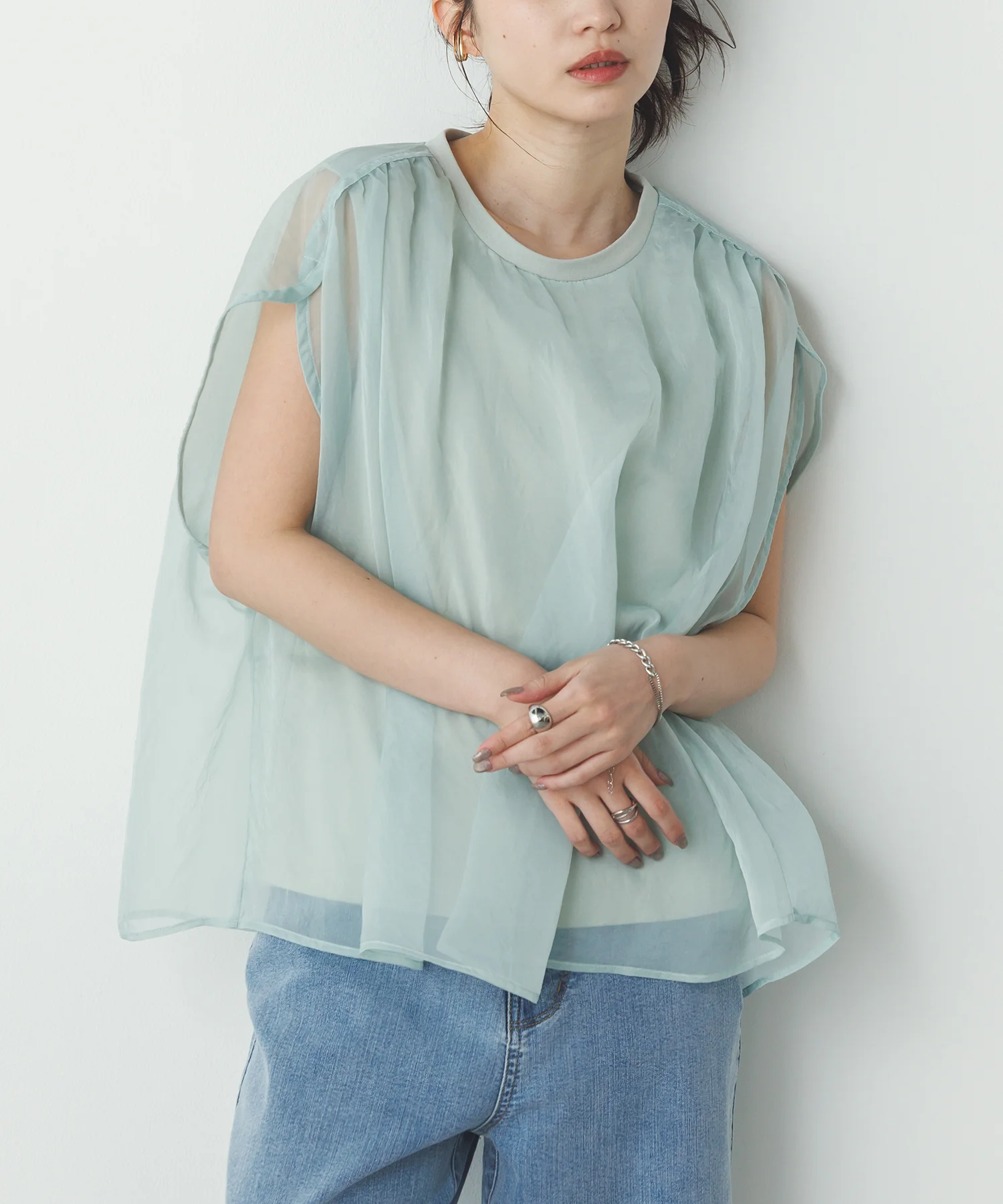ニュアンス シアーレイヤードトップス