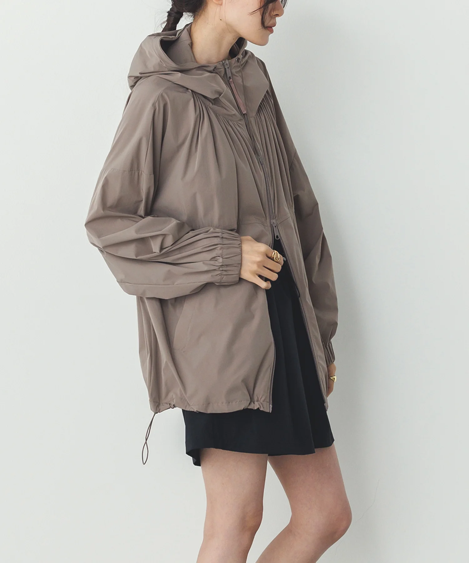 【接触冷感】フード付 ギャザーブルゾン